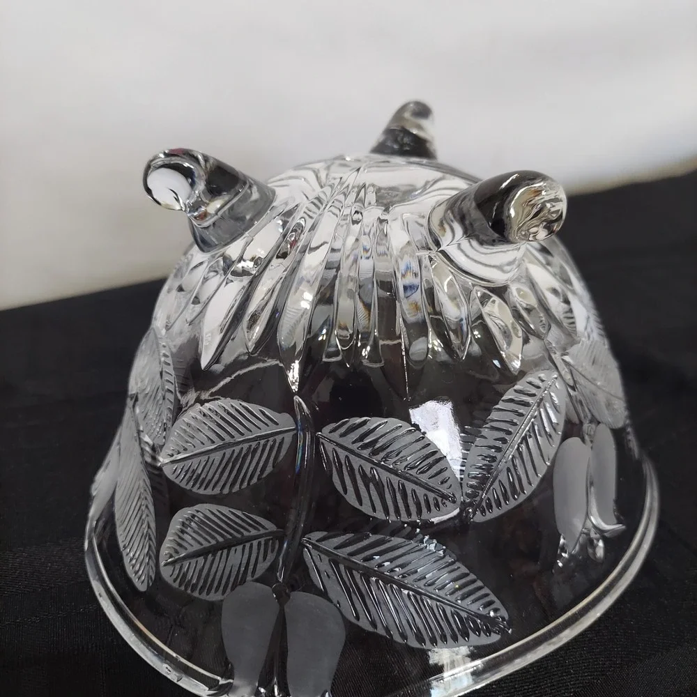 Vintage Fifth Avenue Crystal Frosted Bowl Etched Tulip with 3 Feet 4